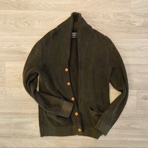Men’s Small Cardigan